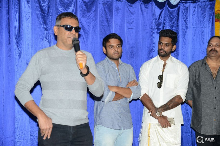 Aina-Ishtam-Nuvvu-Movie-First-Look-Launch